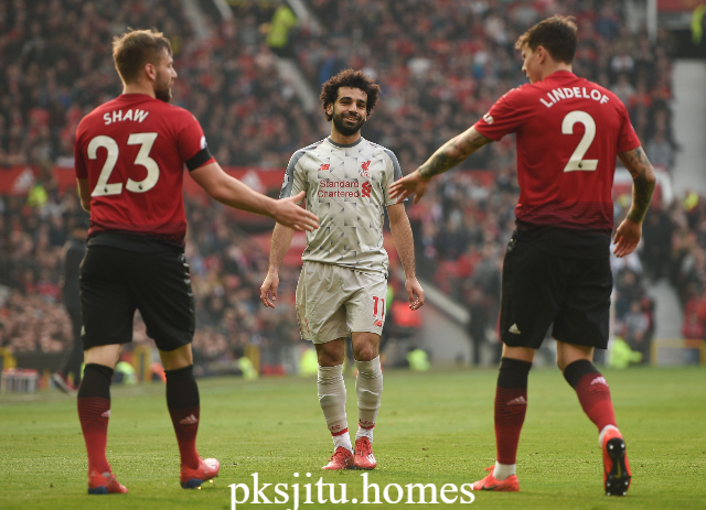 Liverpool vs Manchester United A Battle of Historic Proportions